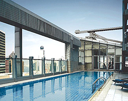 Traders Hotel HK 01 Pool 